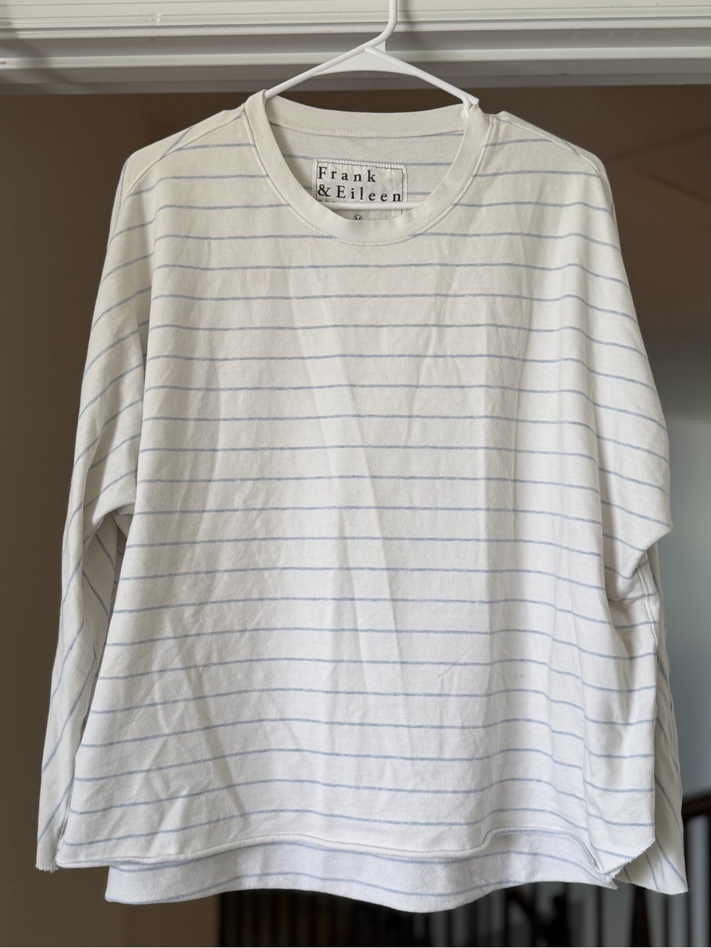 Frank & Eileen Tee Lab White Blue Stripe Long Sleeve Crewneck Tee Medium